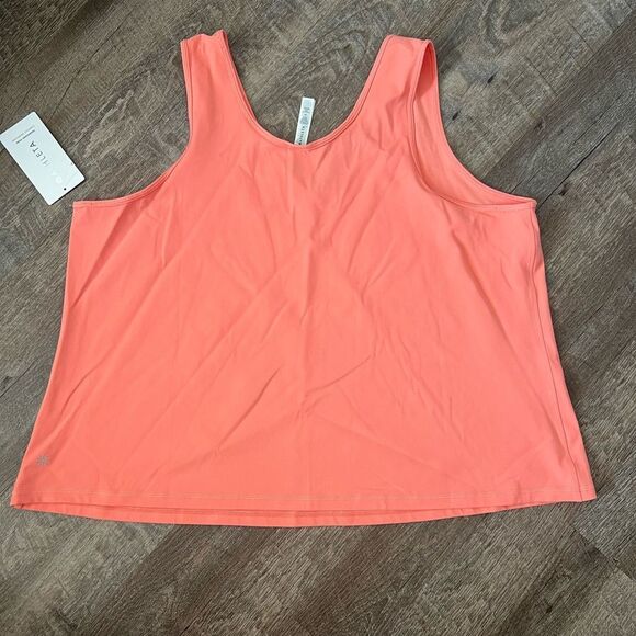 Athleta Transcend Tank-Size 3X - Picture 2 of 7